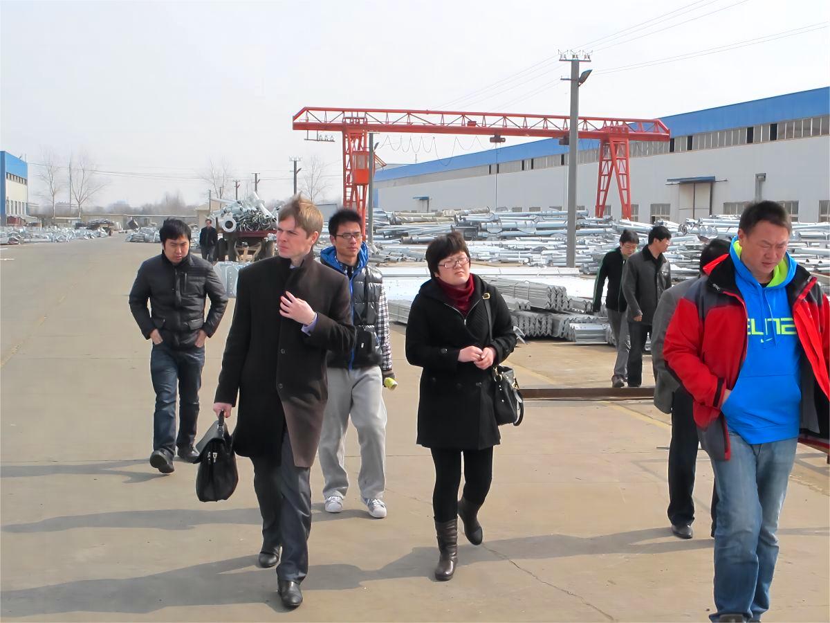 Russian Client Visits Factory, Signals Strengthened Ties