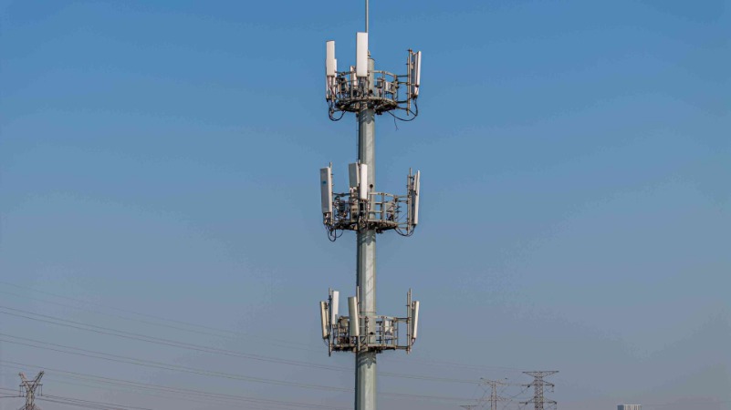 monopole tower platform