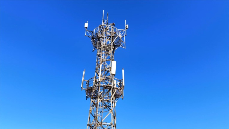 angular antenna tower