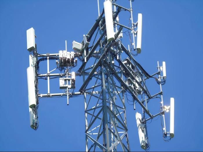 self support telecom tower