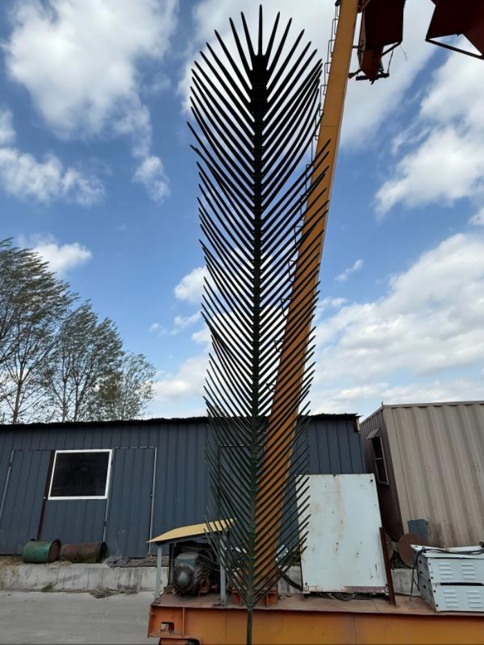 camouflaged palm tree tower