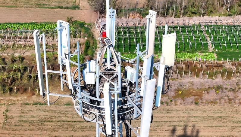 tubular steel telecom tower
