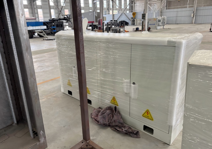 integrated communication shelter
