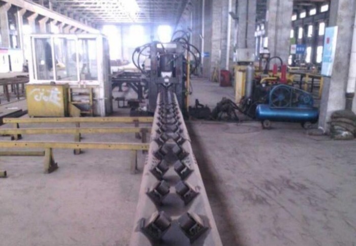 angle steel cutting