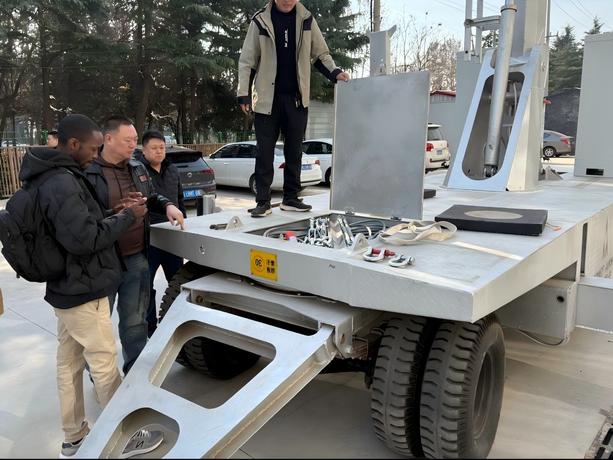 Client from Zimbabwe Factory Visit-1: Cellular on Wheels Production & Deployment Display