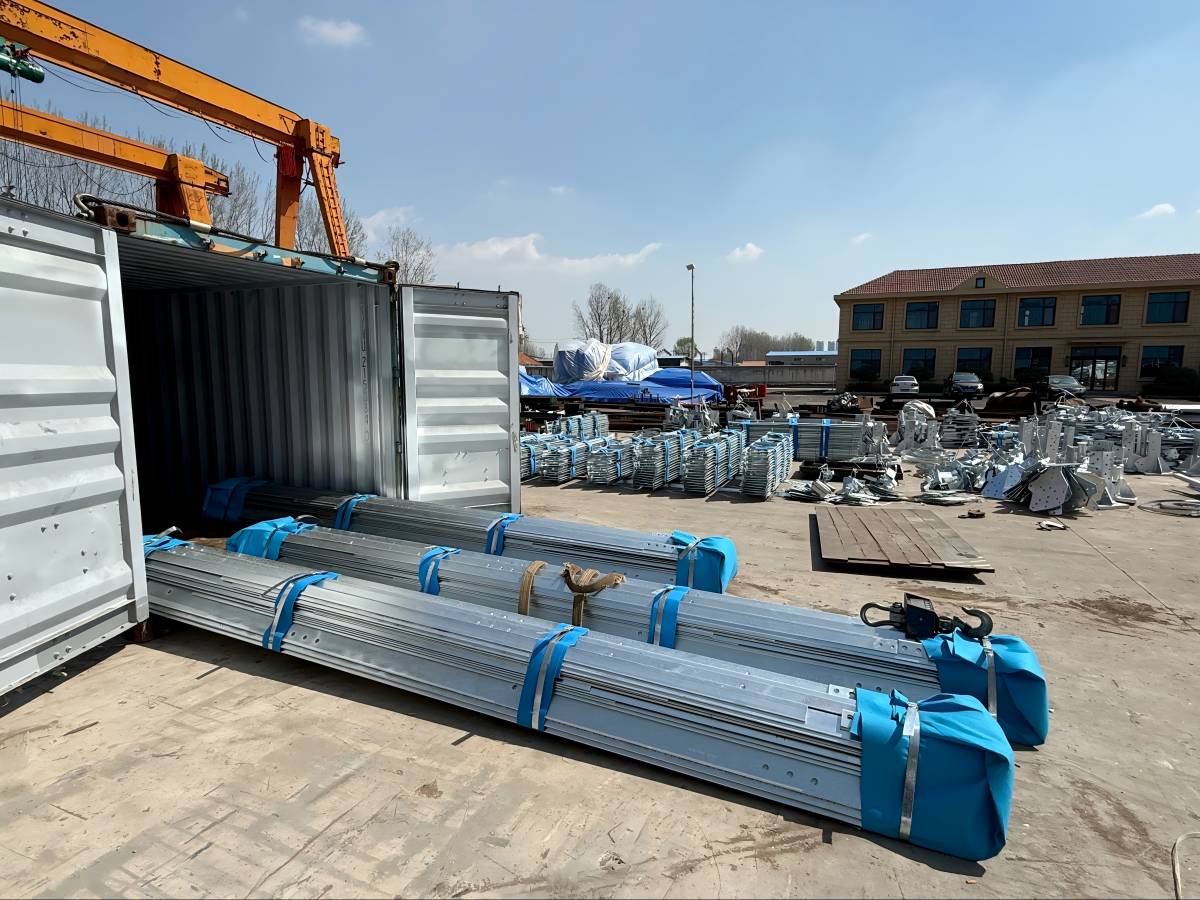 3 Legged Angle Steel Telecom Tower Shipment to Samoa