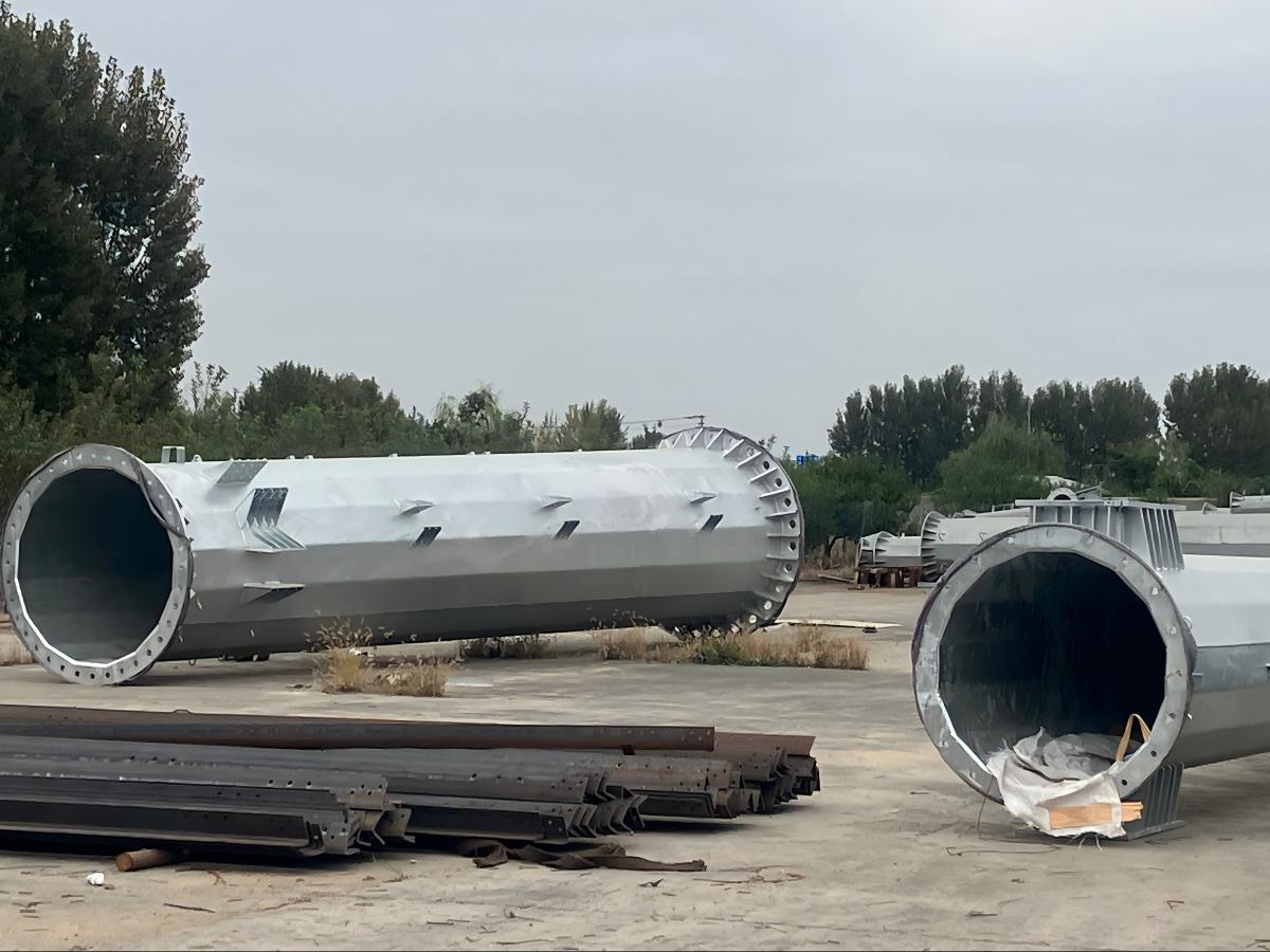 35 Meters Telecom Antenna  Monopole Tower Shipment Site