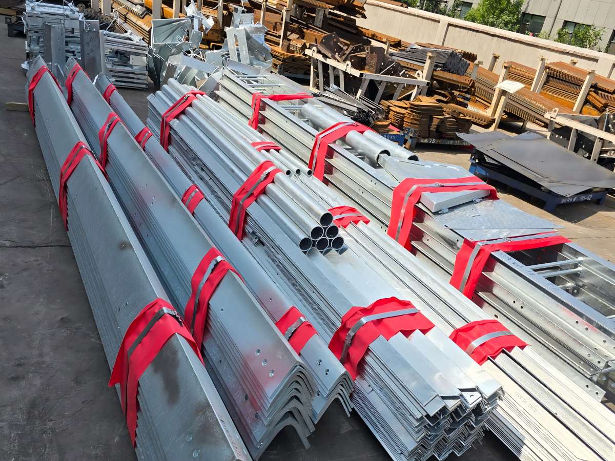 50 Meters 3-Legged Angle Steel Telecom Tower Inspection & Shipment to Fiji