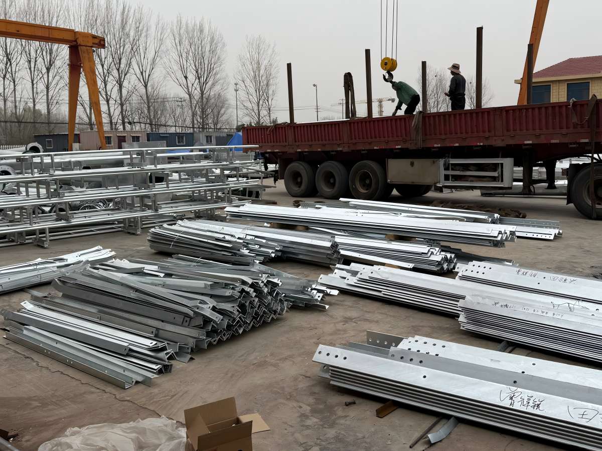 Angle Steel Tower Components Hot-dip Galvanization Test before Packagement