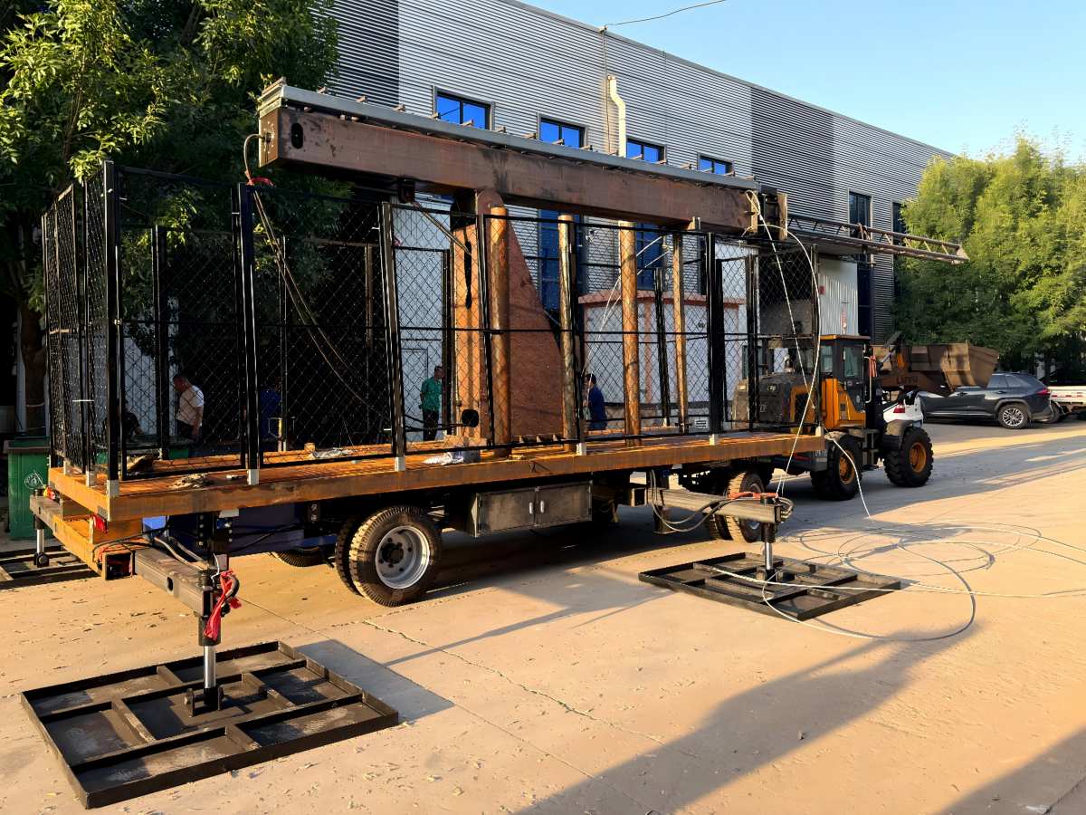 Client from United Arab Emirates Factory Visit-3: Cellular on Wheels ( COW) Deployment