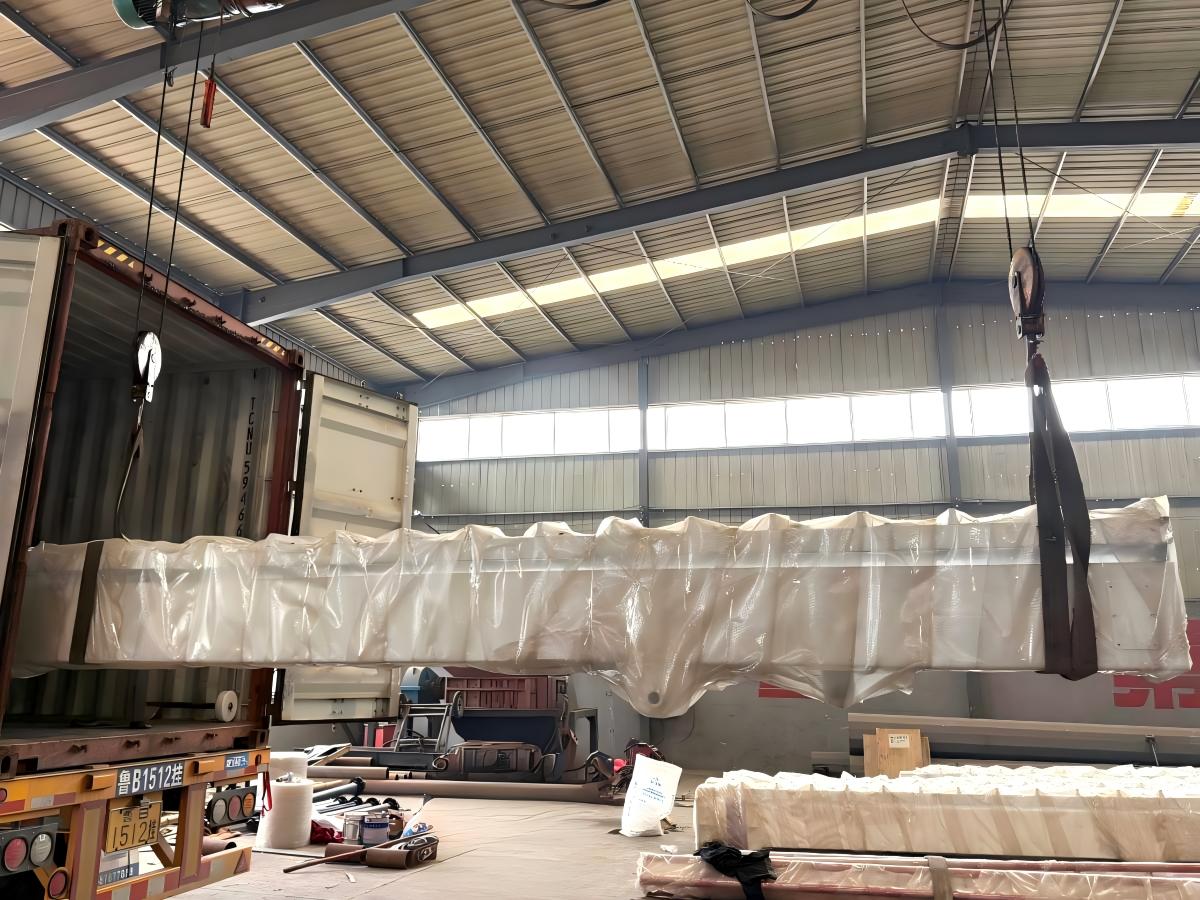Second Batch of 20 Meters Cellular on Wheels Packaging and Shipment to UAE